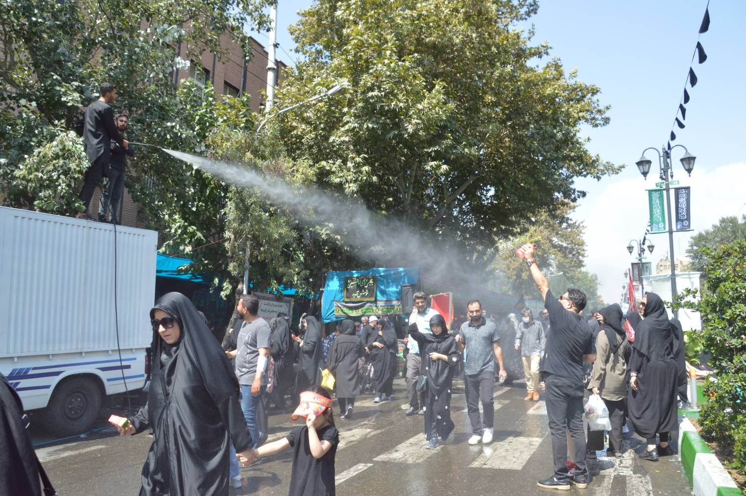 آب پاشی