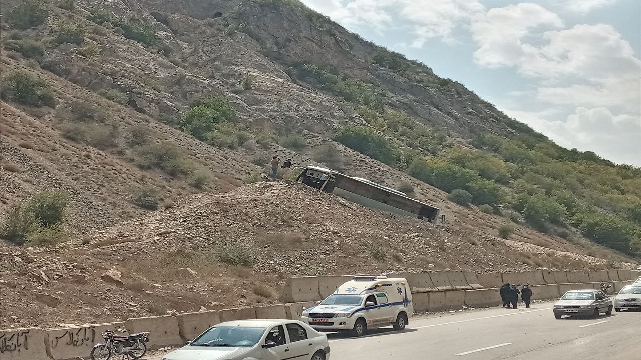 جزئیاتی از حادثه اتوبوس در محور سوادکوه با ۵ کشته و ۴۱ مصدوم + تصاویر