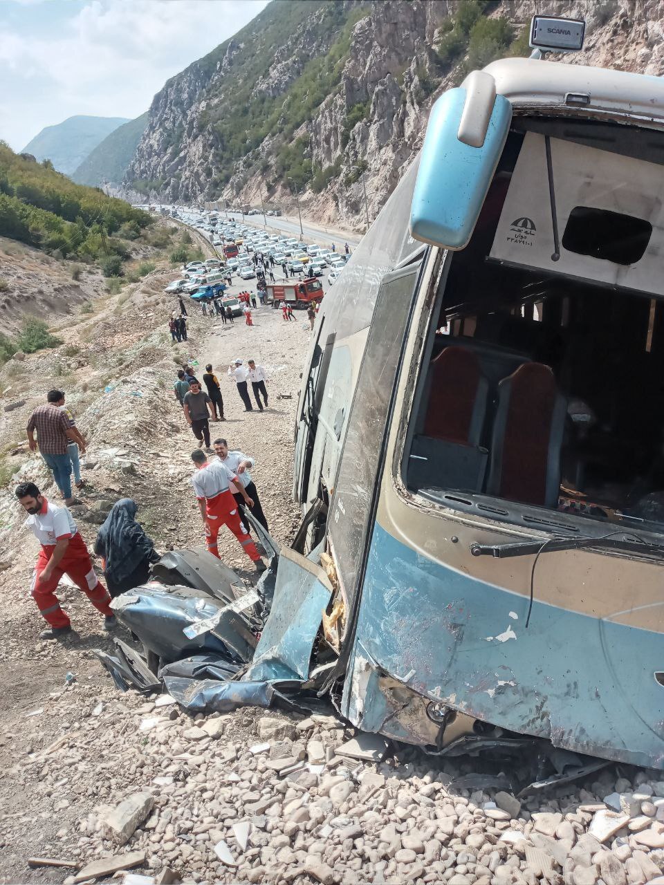 جزئیاتی از حادثه اتوبوس در محور سوادکوه با ۵ کشته و ۴۱ مصدوم جزئیاتی از حادثه اتوبوس در محور سوادکوه با ۵ کشته و ۴۱ مصدوم