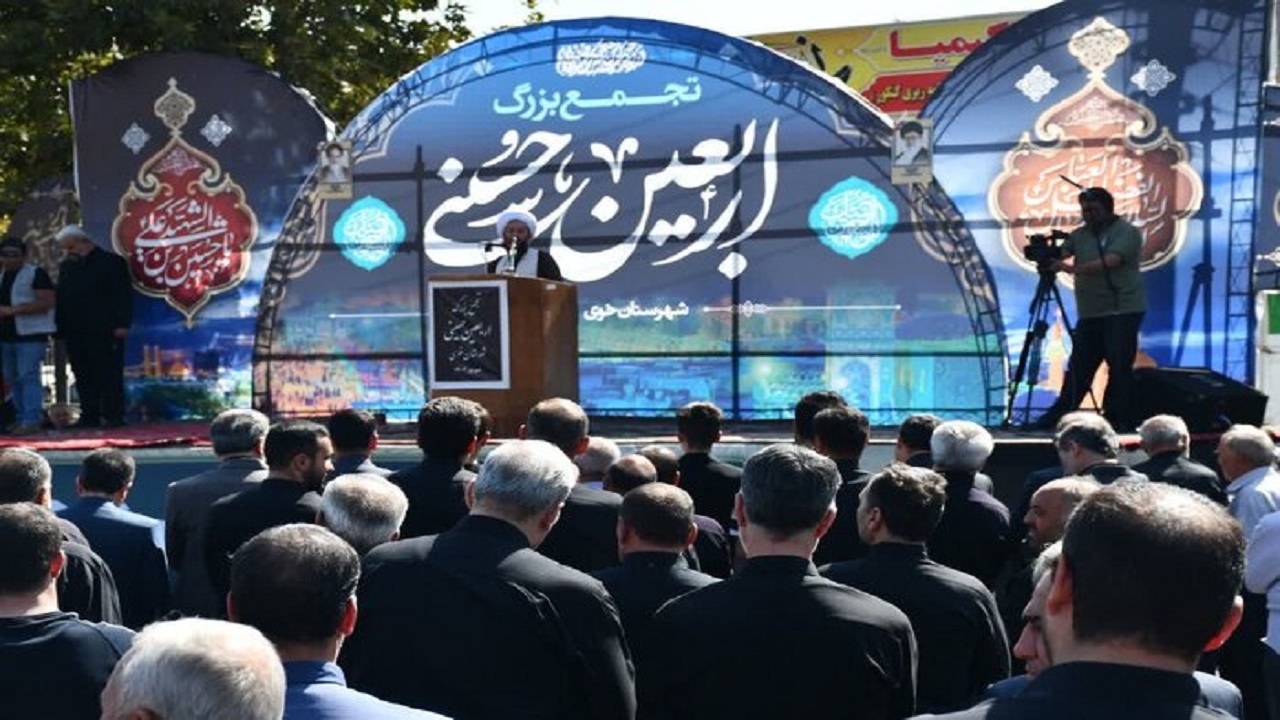 تجمع عظیم اربعین حسینی در خوی+عکس