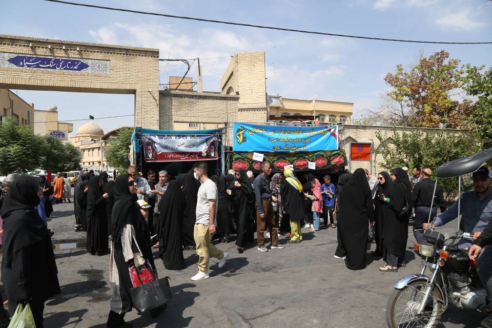 خدمت رسانی موکب به عزاداران حسینی