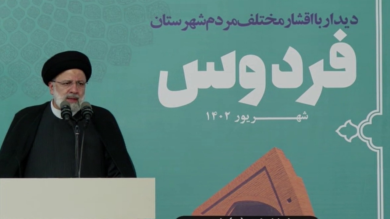 تمسک به امام حسین (ع)، مایه آبرومند شدن/ مردم، دشمن را در جنگ شناختی ناکام گذاشته اند
