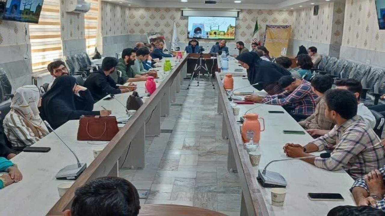 زبان فارسی پیوند مشترک ایران و افغانستان
