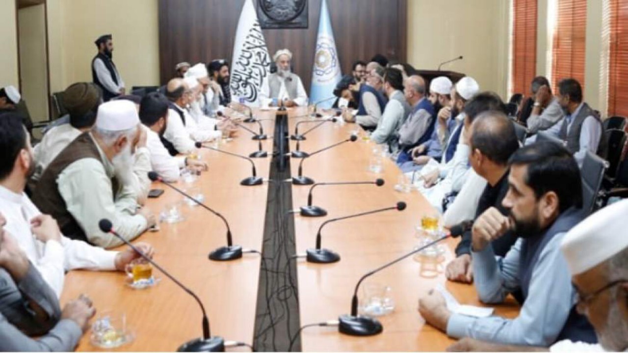 مشکلات تجار افغانستانی را حل خواهیم کرد