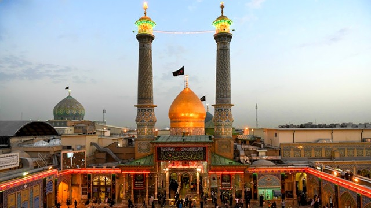 انبوه عاشقان ثارالله در شام اربعین در حرم مطهر عبدالعظیم حسنی + فیلم