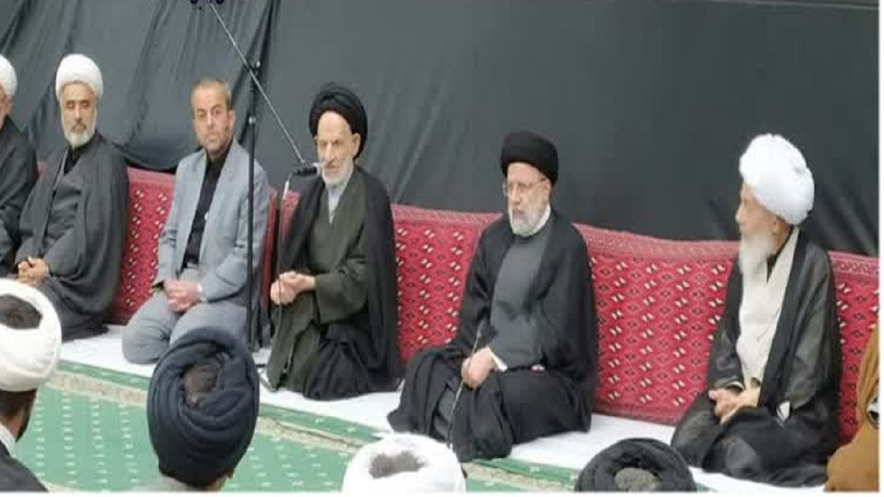 حوزه‌های علمیه خود را برای مقابله با جنگ فرهنگی دشمن توانمند کنند