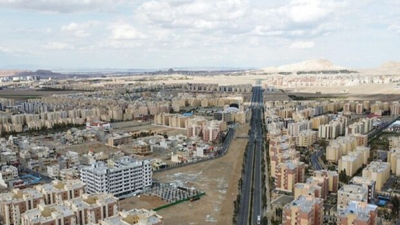 پردیسان قم زیر نظر دوربین ثبت تخلف می‌رود