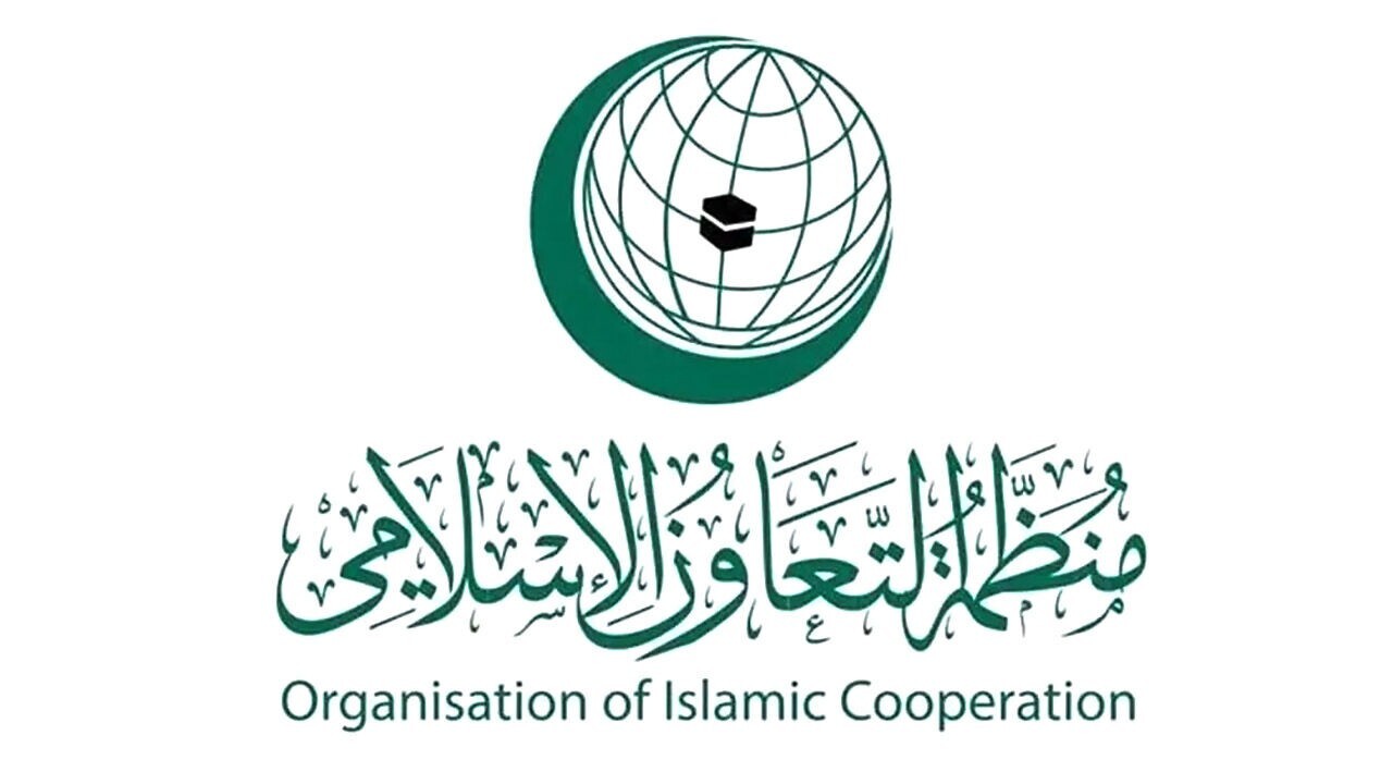 تحصیل برای زنان و مردان واجب و لازم است