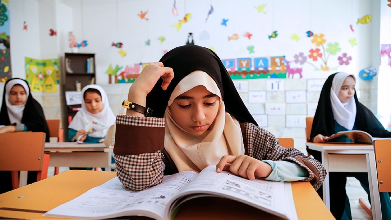 ثبت نام ۸۸ درصد دانش آموزان در مدارس/ کتاب‌ها از ۱۸ شهریور توزیع می‌شود