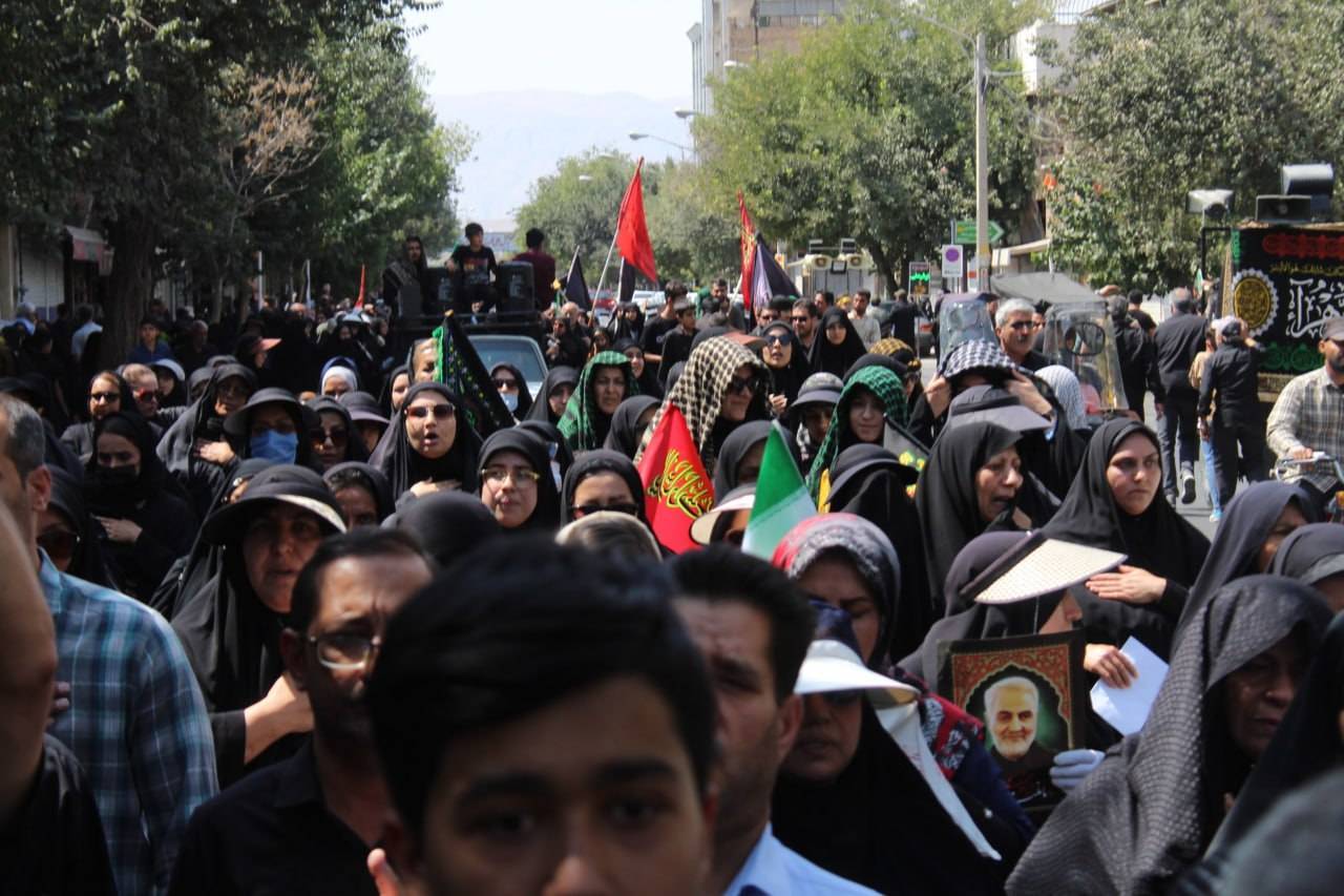 اجتماع پرشور جاماندگان اربعین حسینی در شیراز