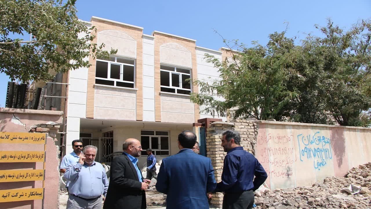 ساخت دبیرستان بیاضیان حصار خروان در مراحل پایان کار 