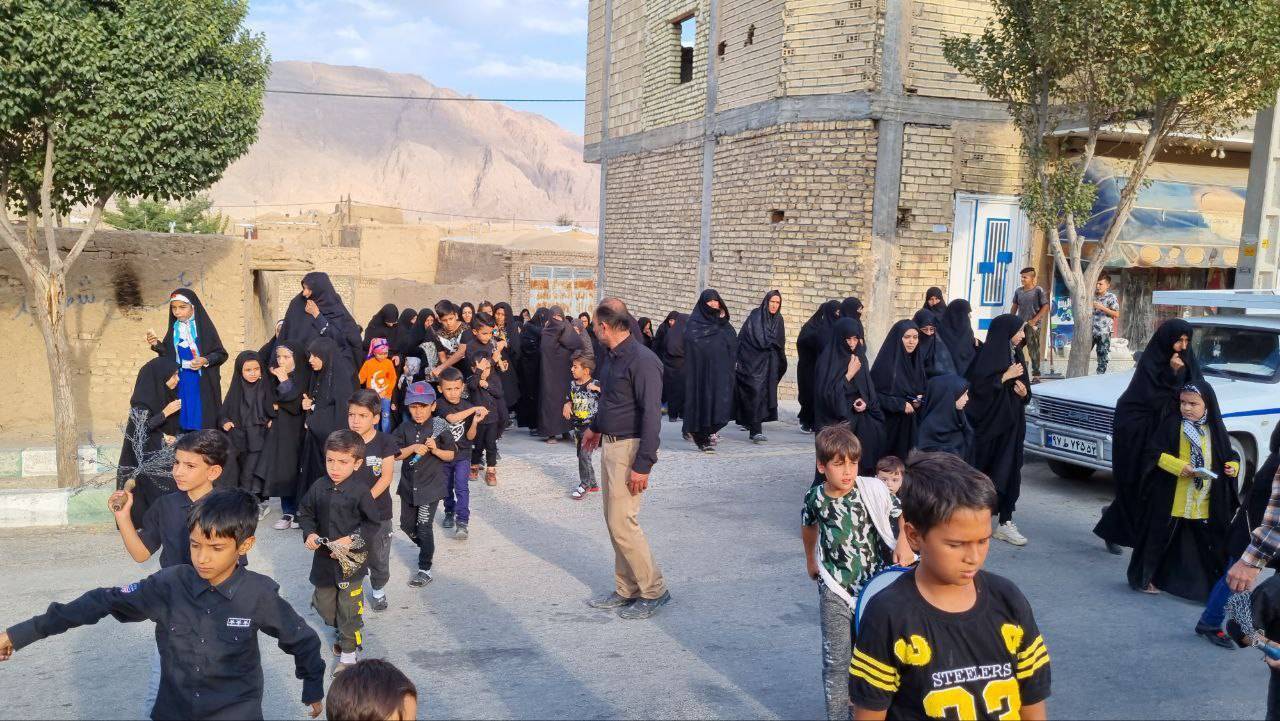 کودکان در مراسم جاماندگان اربعین