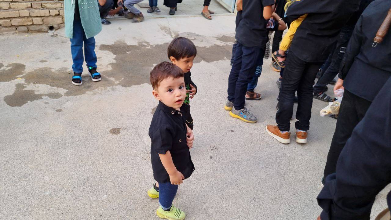 حضور کودکان در مراسم راهپیمایی جاماندگان اربعین