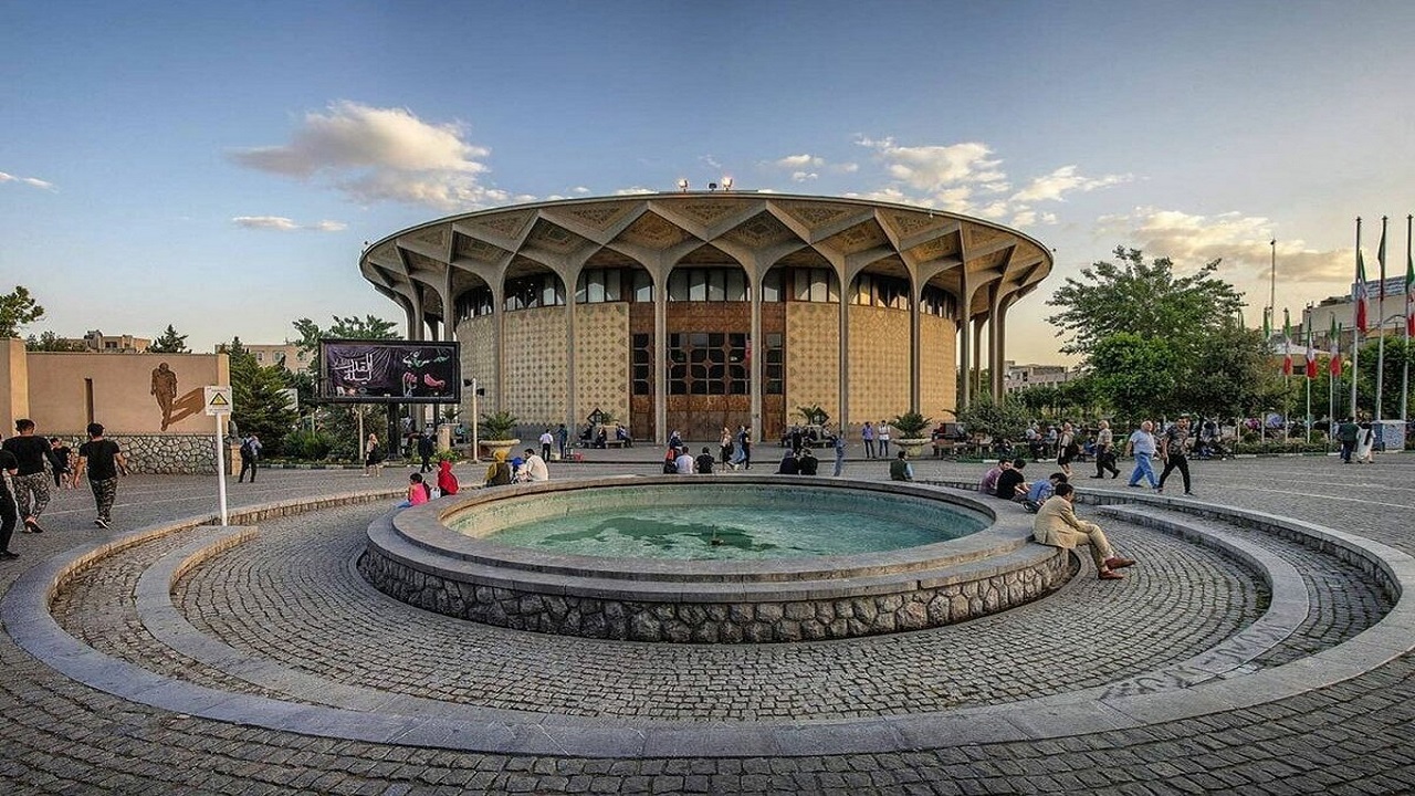 «بک تو بلک» سه میلیاردی می‌شود
