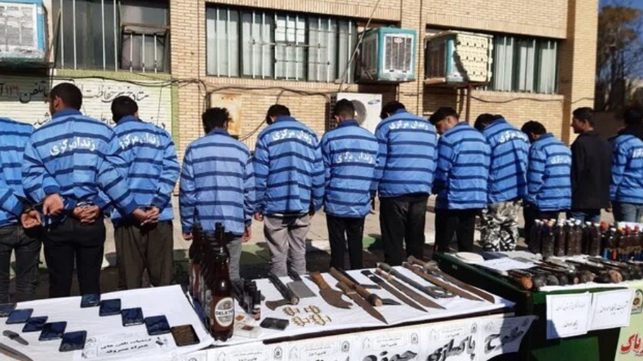 دستگیری ۱۴۳ سارق خشن در ۱۰ استان کشور
