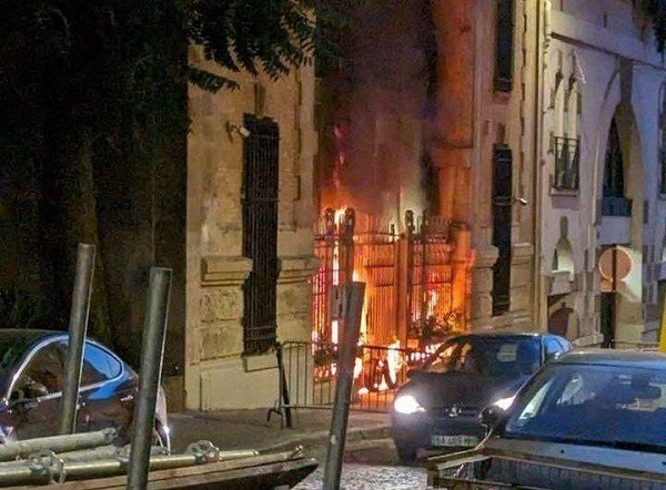 سفارت ایران در فرانسه