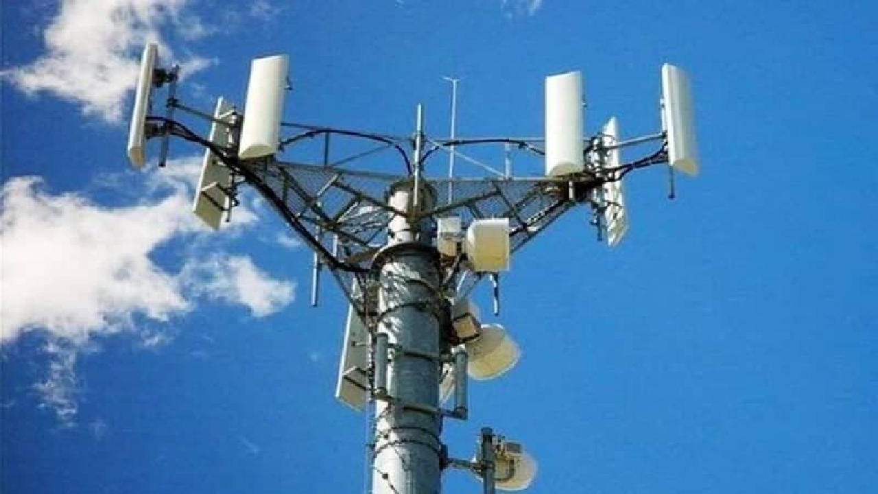 استقرار ۴ دستگاه کانکس اضطراری فول‌تکنولوژی در حرم مطهر رضوی