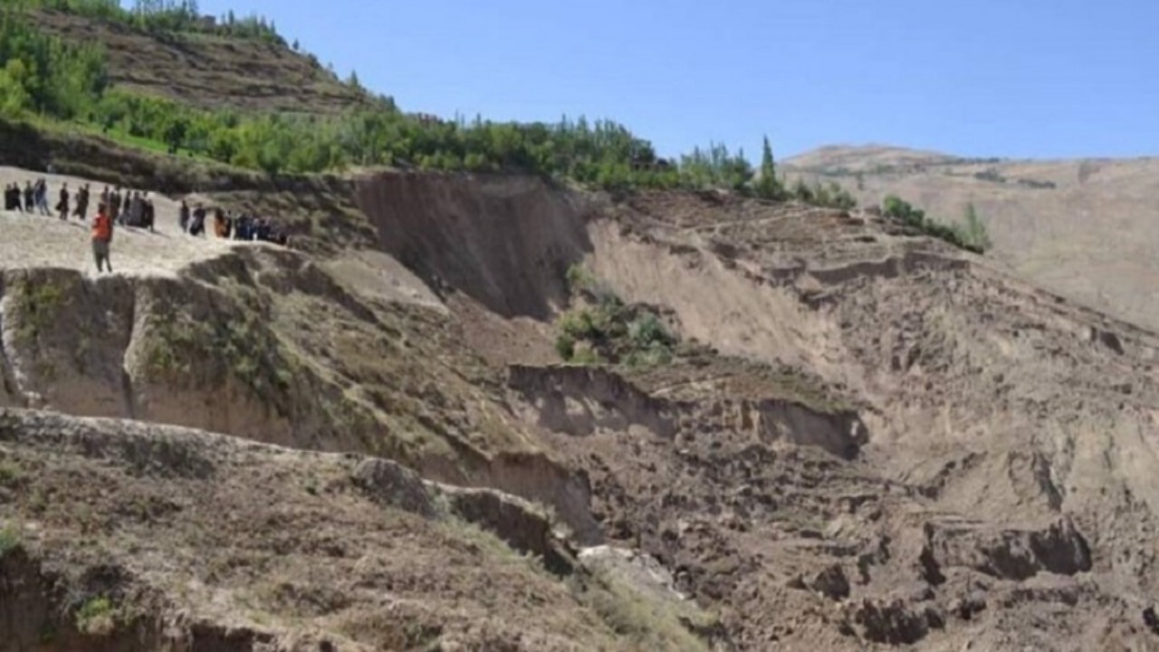 صد ها آواره در پی رانش زمین در افغانستان