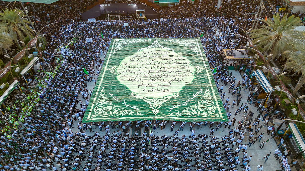 نمایی از مراحل آماده سازی موکب بنی عامر برای حرکت نمادین حمایت از قرآن در بین الحرمین