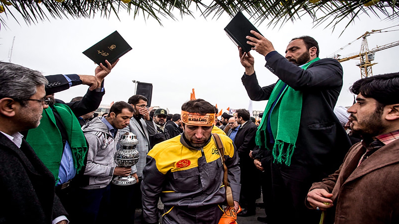 آماده باش مرکز کنترل ترافیک تهران در روز برگزاری مراسم بدرقه خادمین اربعین