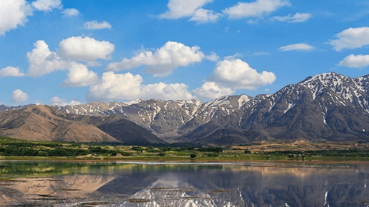 بهره‌برداری از برج پرنده‌نگری تالاب گندمان بروجن