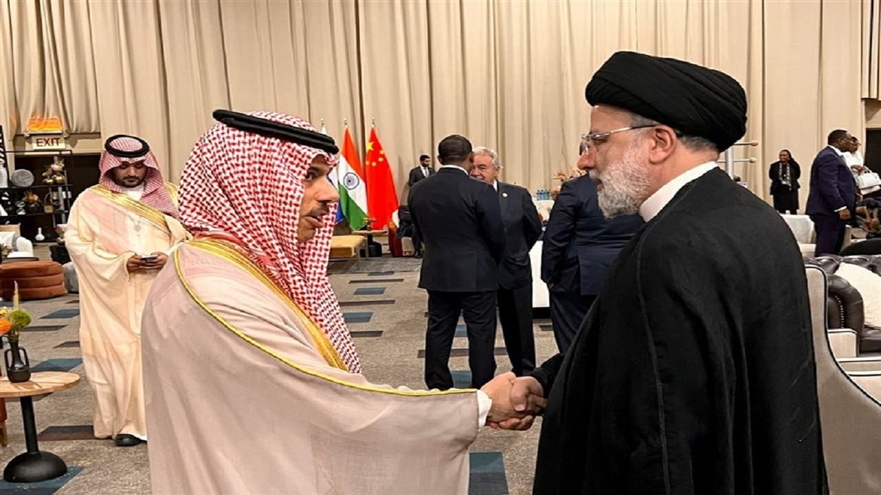 گفتگوی وزیر خارجه عربستان با رئیس‌جمهور کشورمان در حاشیه اجلاس بریکس