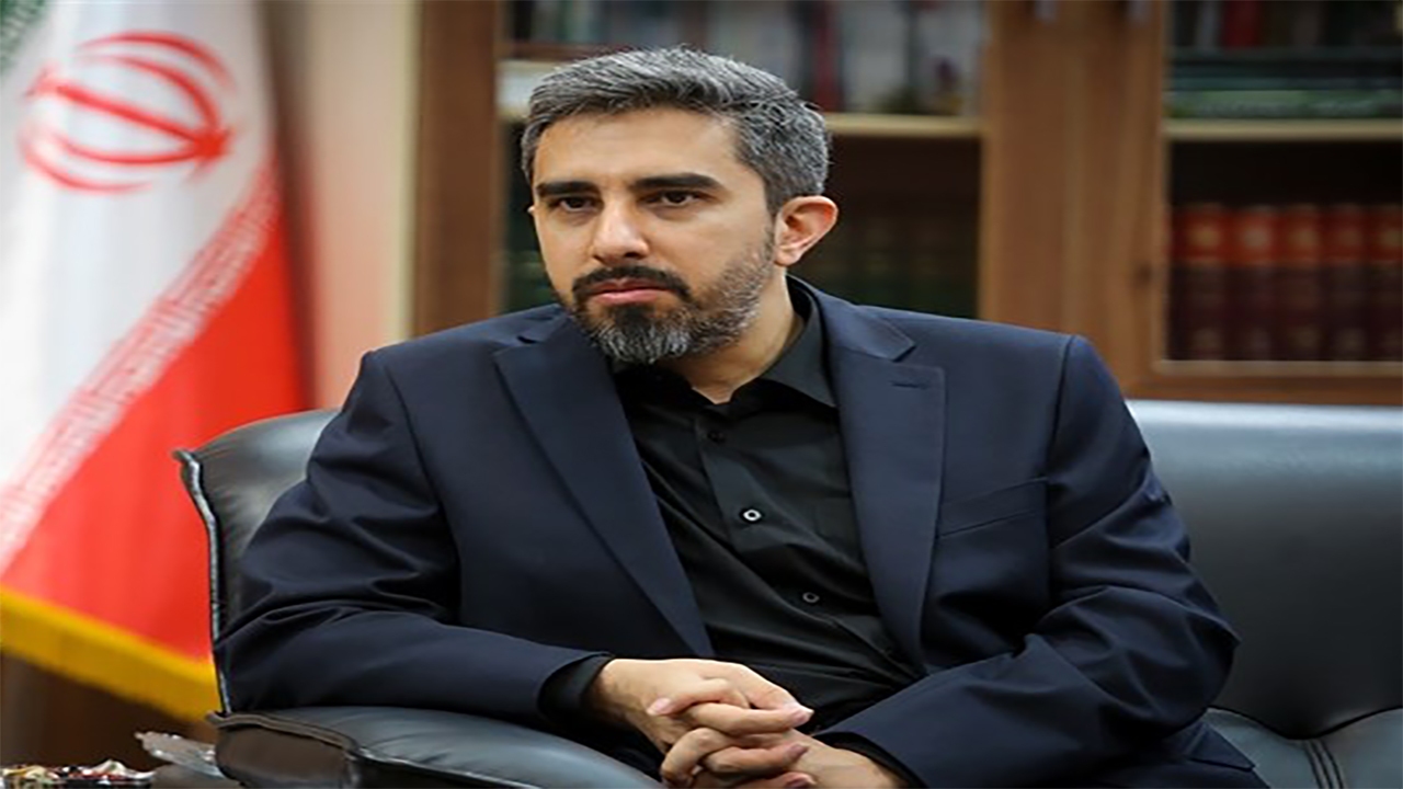 پیش‌نیاز بلد بودن زبان دنیا بلد بودن زبان ملت است