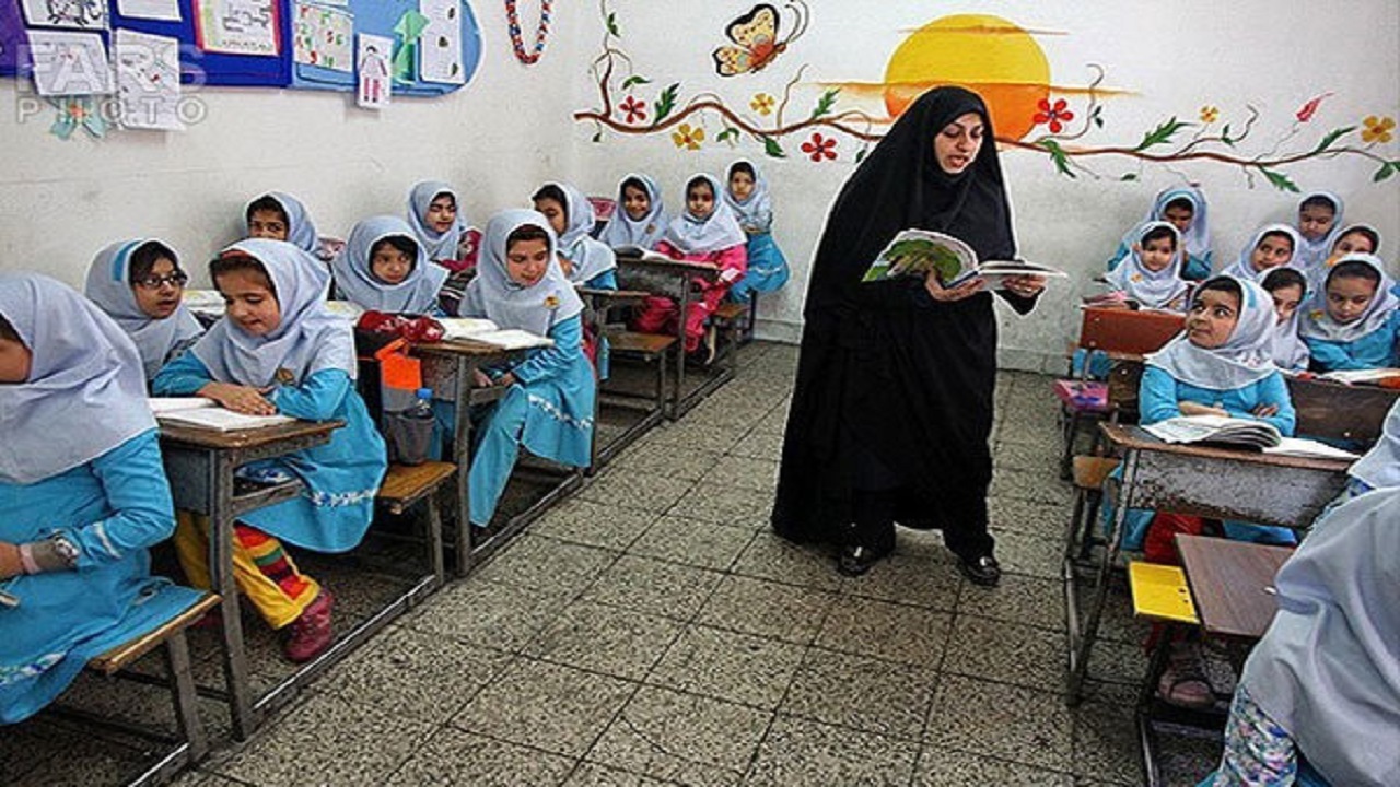 نظارت بر اجرای برنامه های درسی در مدارس چهارمحال و بختیاری