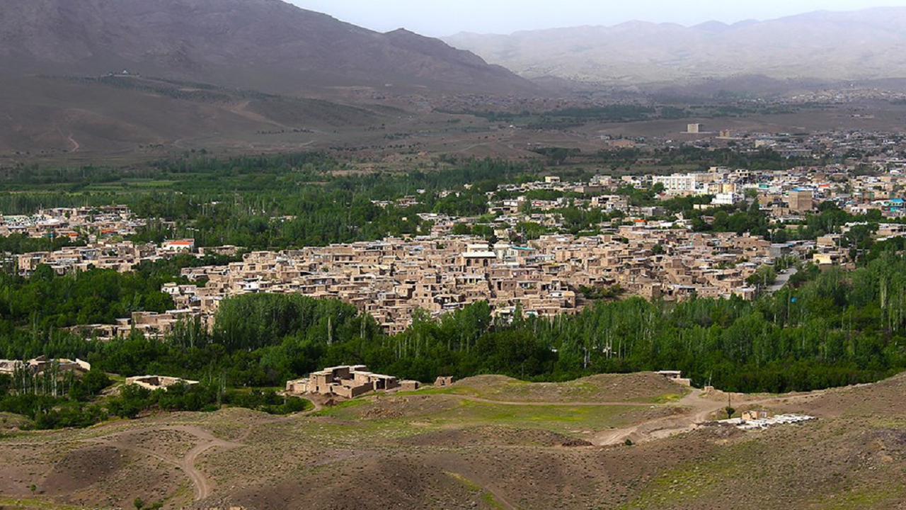انتقاد امام جمعه کوهسرخ از تعیین نشدن فرماندار طی ۲ ماه گذشته