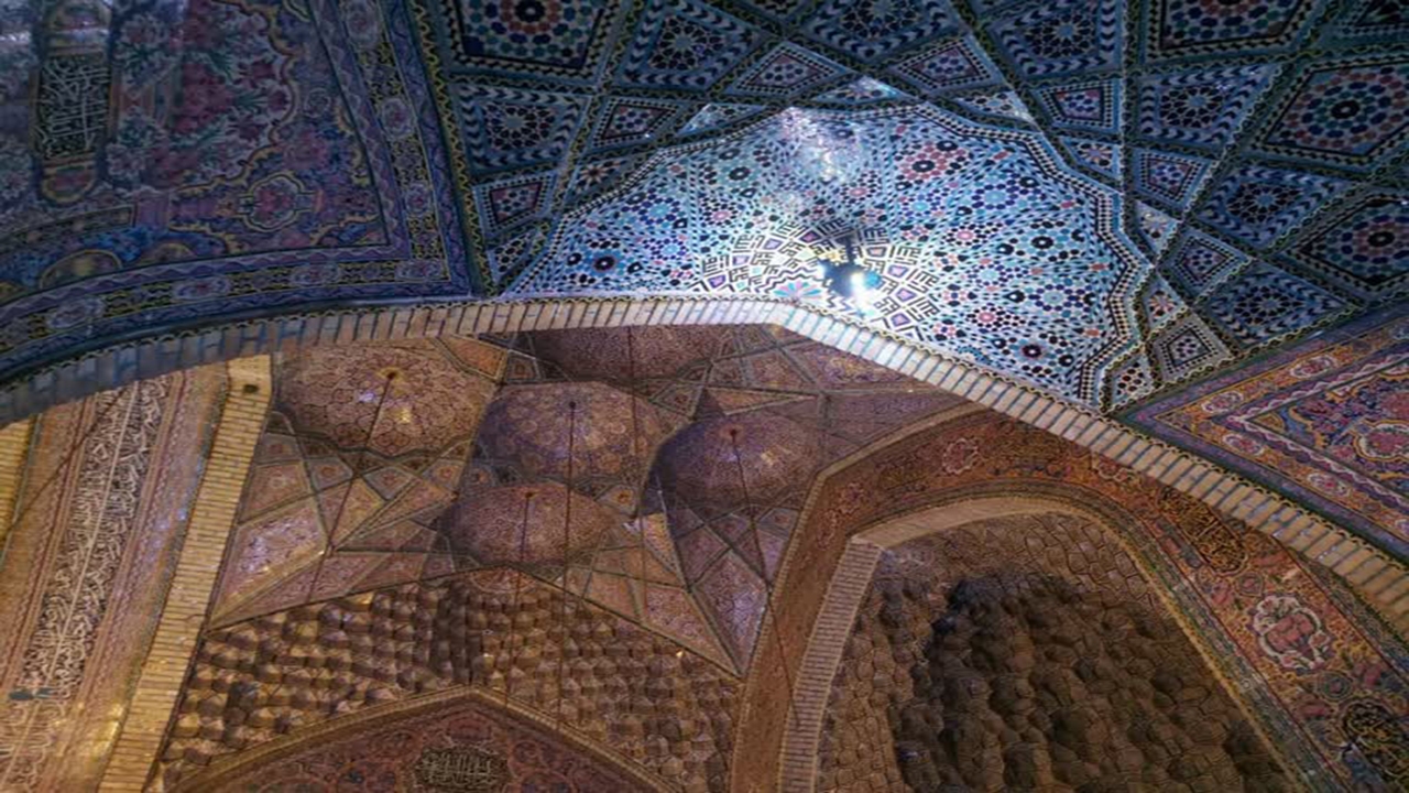 ساخت فیلم‌ های مستند کاشی هفت‌رنگ و منبت