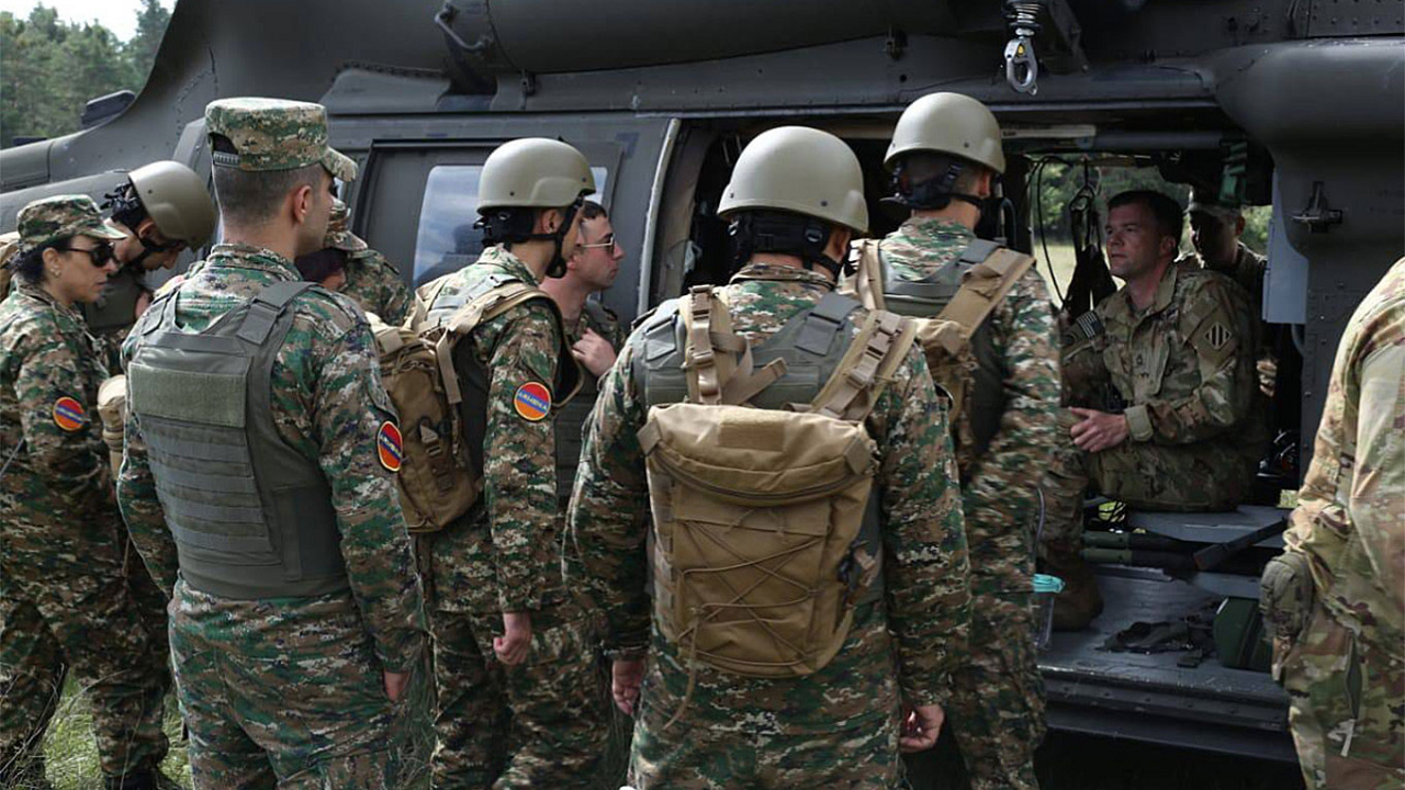 رزمایش مشترک ارمنستان و آمریکا آغاز شد