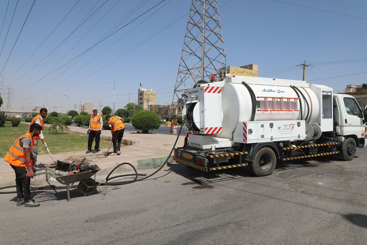 تلاش‌ها برای کاهش آبگرفتگی و پس زدگی فاضلاب در اهواز