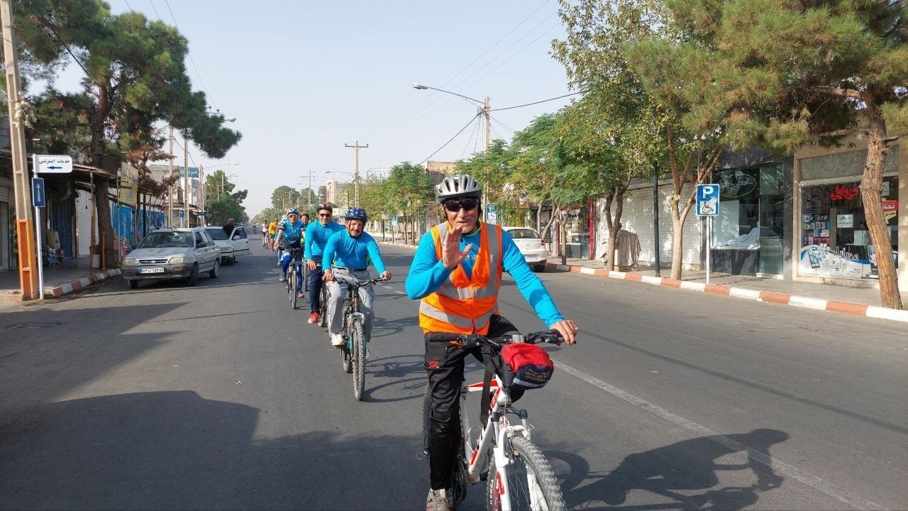 اعزام گروه دوچرخه سواران منتظران مهدی شهرستان بردسکن به مشهد