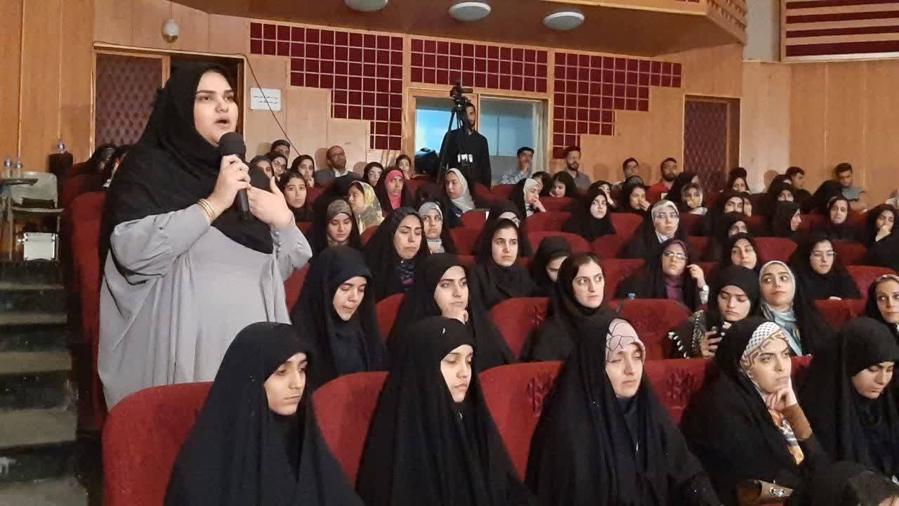 رشد گلستان با بکارگیری جوانان میسر است
