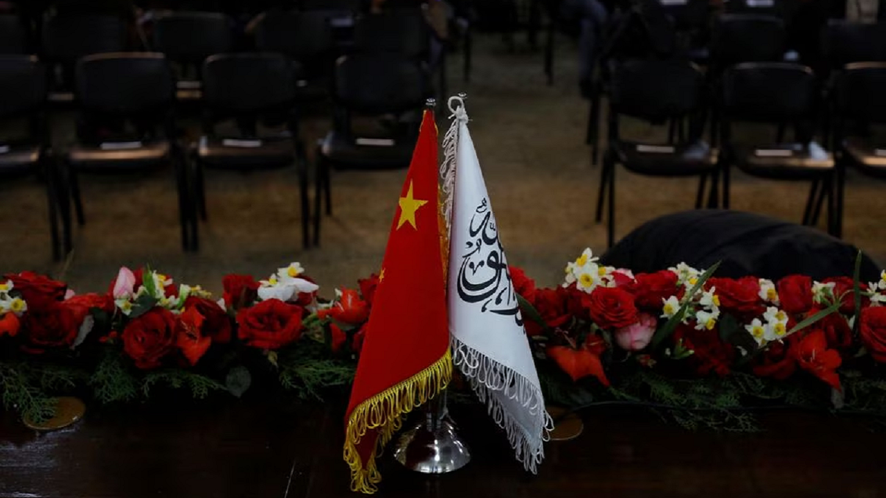چین رسما سفیر جدید خود را در افغانستان معرفی کرد