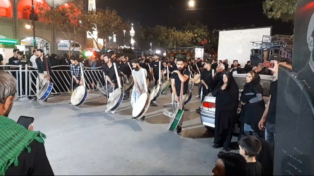 دسته عزاداری شب ۲۸ صفر در مشهدالرضا + فیلم