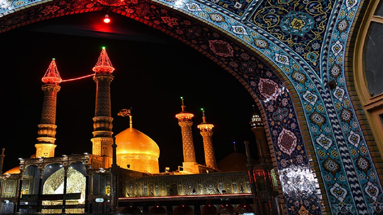 قم سوگوار وفات پیامبر مهر و رحمت و شهادت کریم اهل بیت (ع)