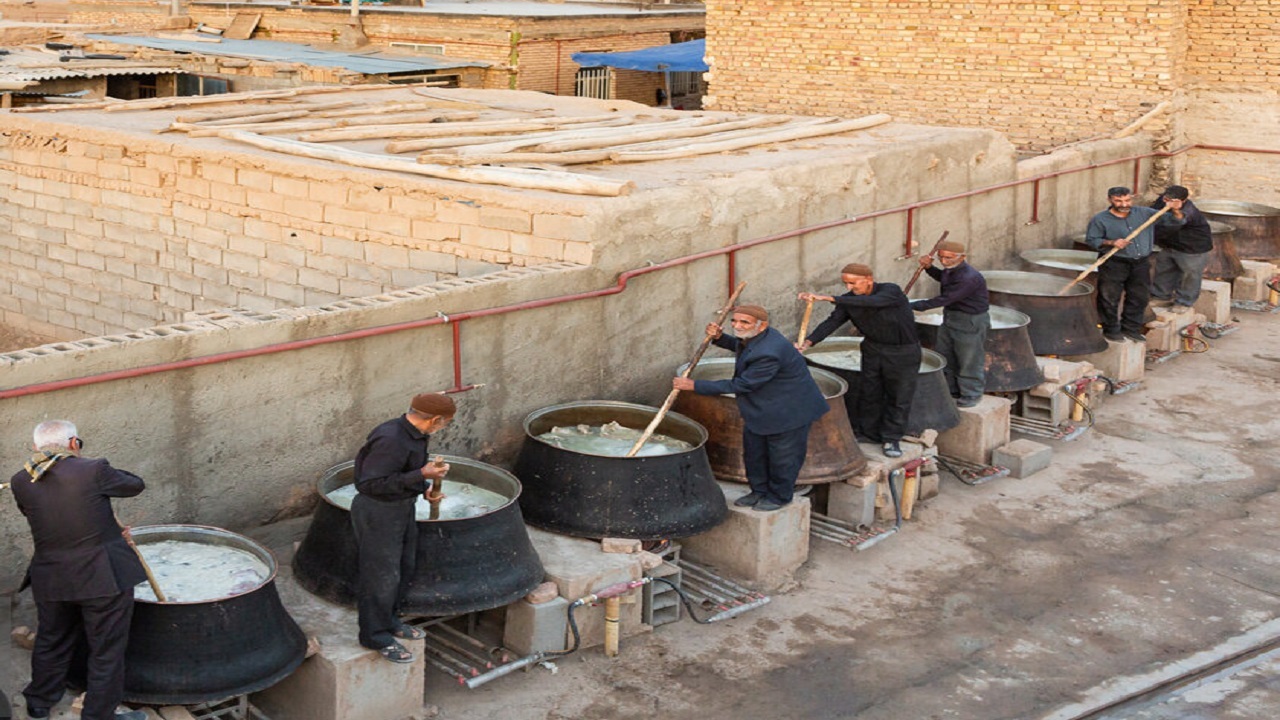 آئین حلیم پزان در روستای کفکی+تصاویر