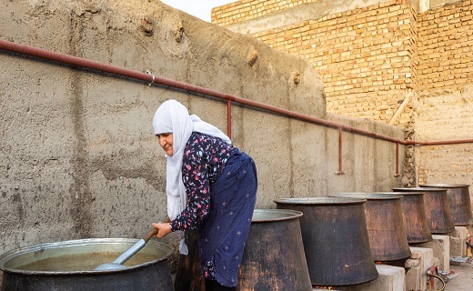 آئین حلیم پزان در روستای کفکی+تصاویر