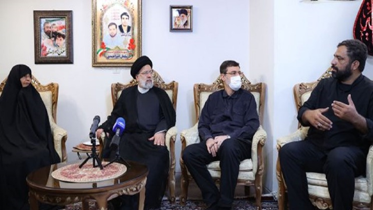 به برکت خون شهدا، کشورمان بیش از هر زمان دیگری امنیت دارد