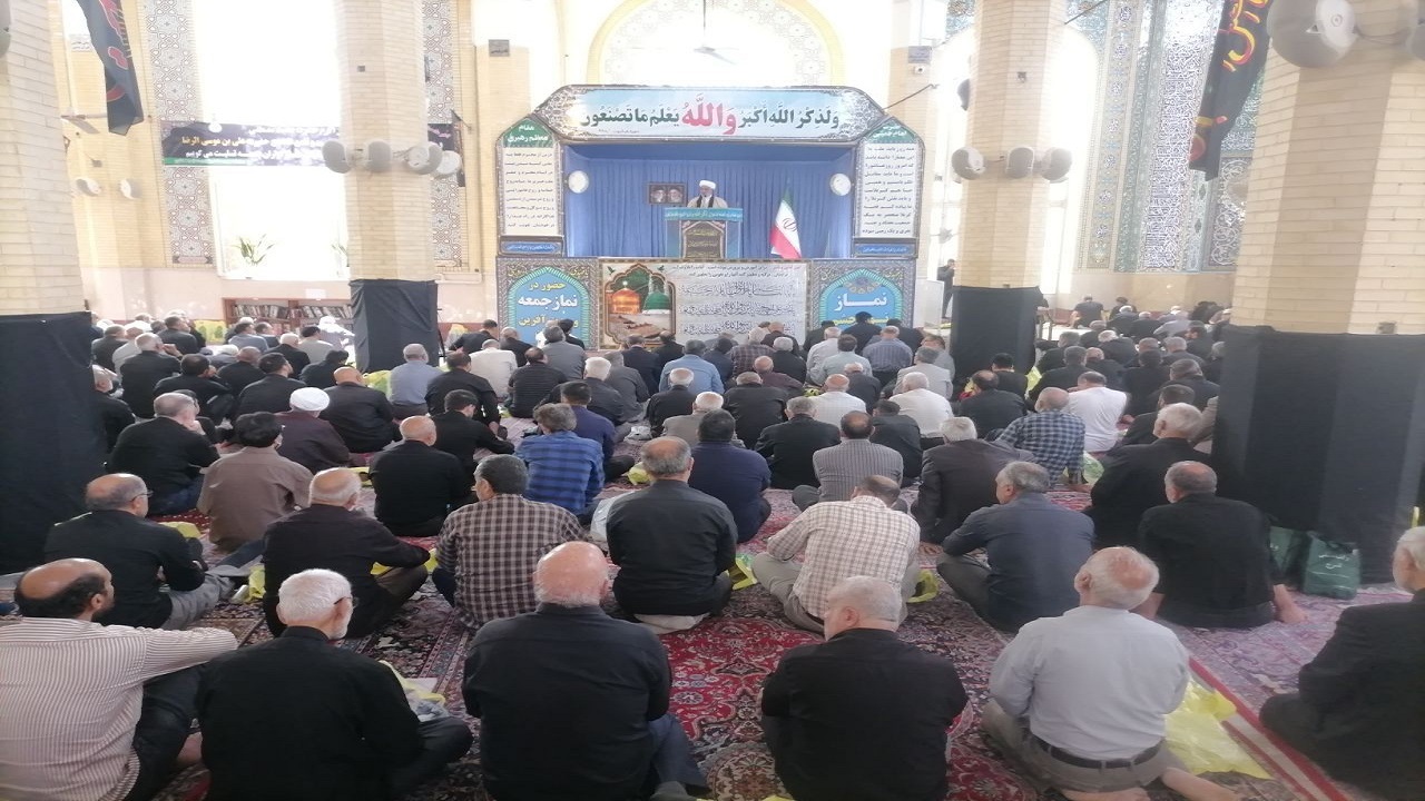 وحدت امت اسلام رمز پیروزی در مقابل توطئه های دشمنان است