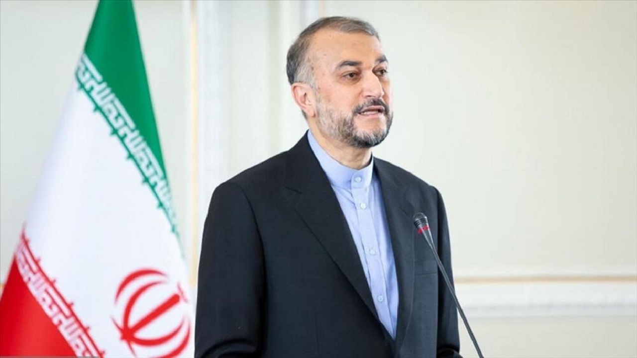 وزیر امور خارجه وارد دامغان شد