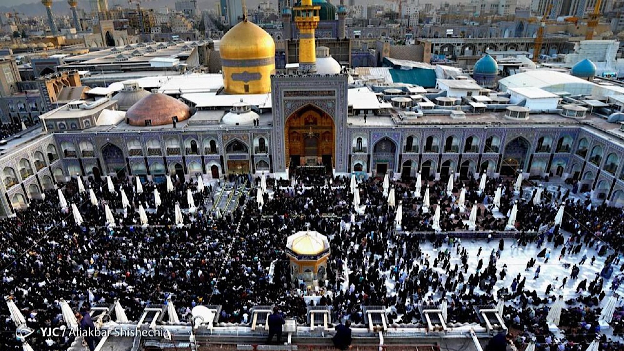 ساده‌زیستی درسی از سیره امام رضا (ع)