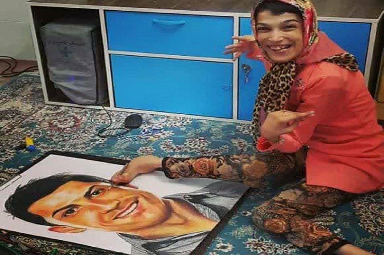 تلاش باشگاه پرسپولیس برای حضور بانوی معلول آران و بیدگلی در ورزشگاه آزادی