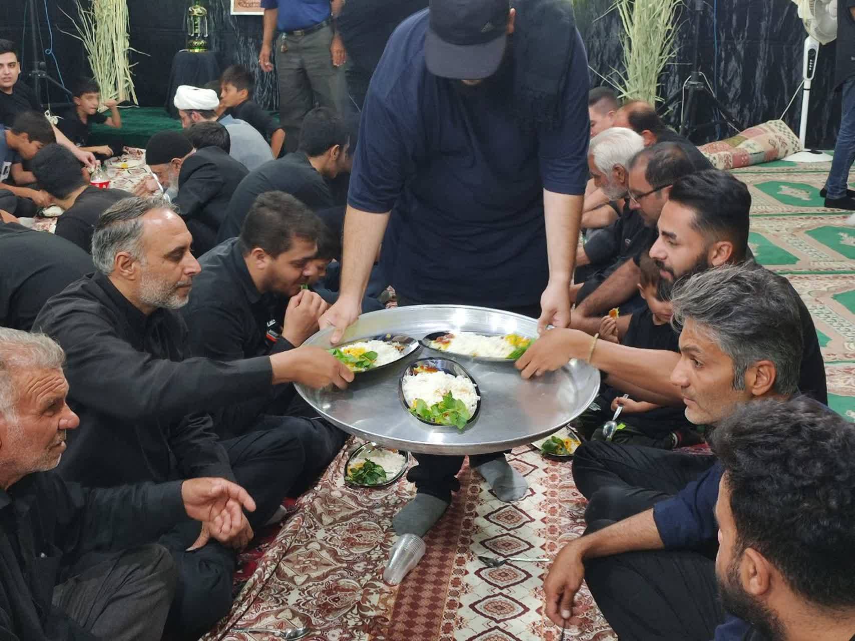 توزیع نذری