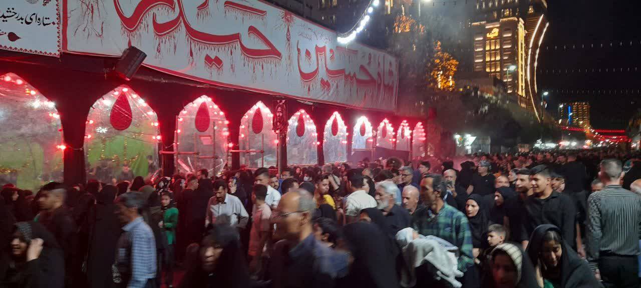 خیل عظیم زائران
