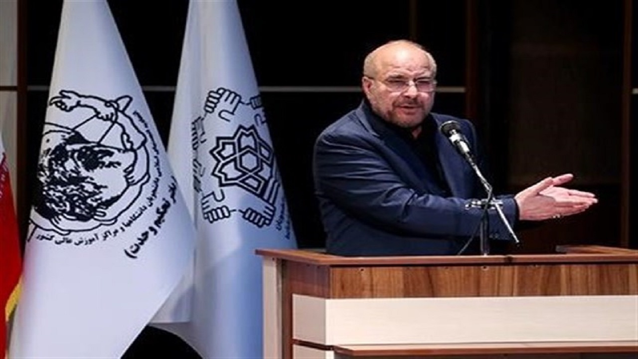 کارنامه ما در مسائل اقتصادی و معیشتی قابل دفاع نیست/ با انبوهی از مشکلات مواجه‌ایم