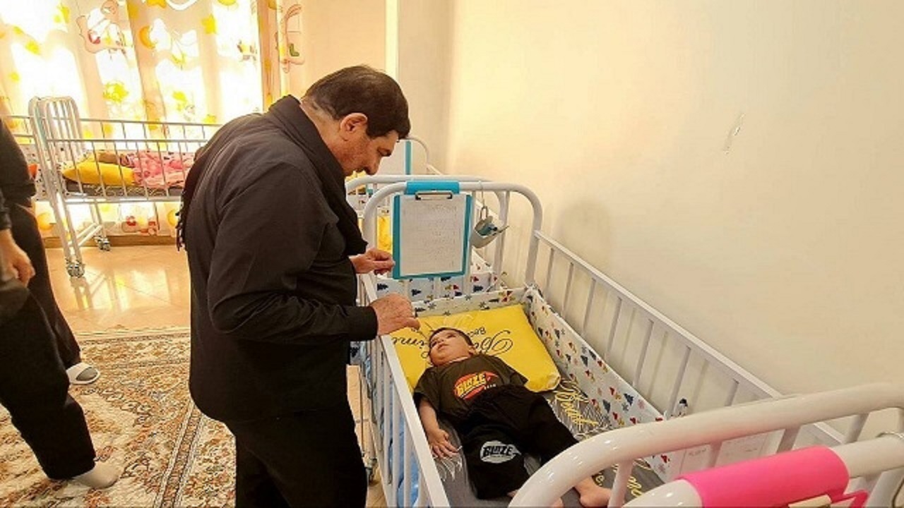 بازدید معاون اول رئیس‌جمهور از شیرخوارگاه بهشت امام رضا (ع)