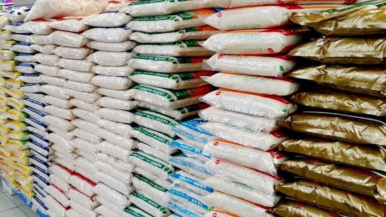 کشف کم فروشی ۱۷۰ تن برنج پاکستانی در مشهد