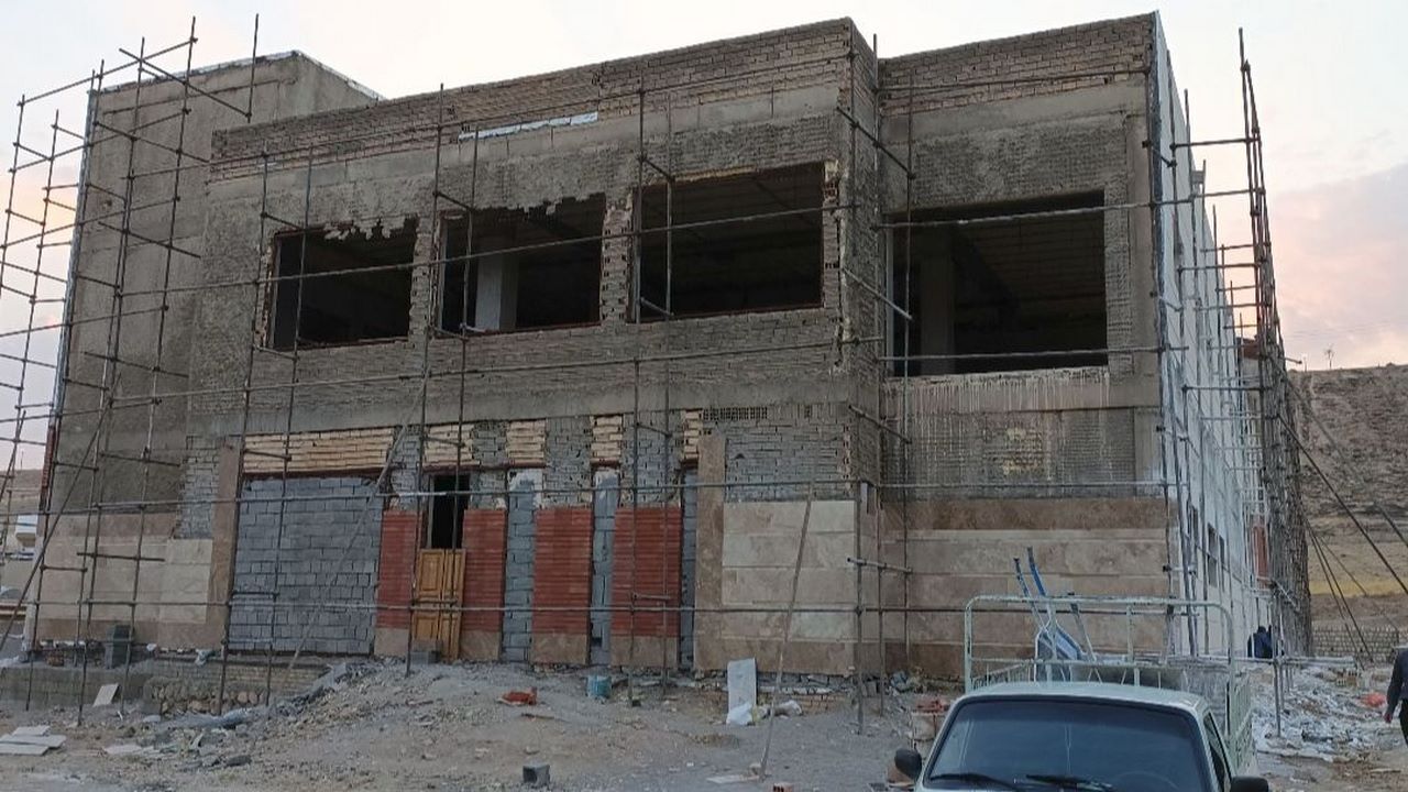 بهره برداری از استخر سرپوشیده کارگران ایلام تا پایان امسال